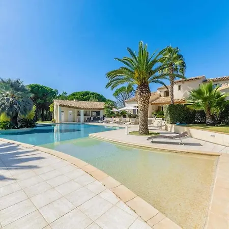 Βίλα Puget-sur-argens Sleeps 8 Wifi Fréjus