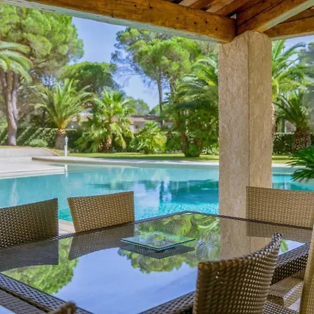 Puget-sur-argens Sleeps 8 Wifi * Fréjus